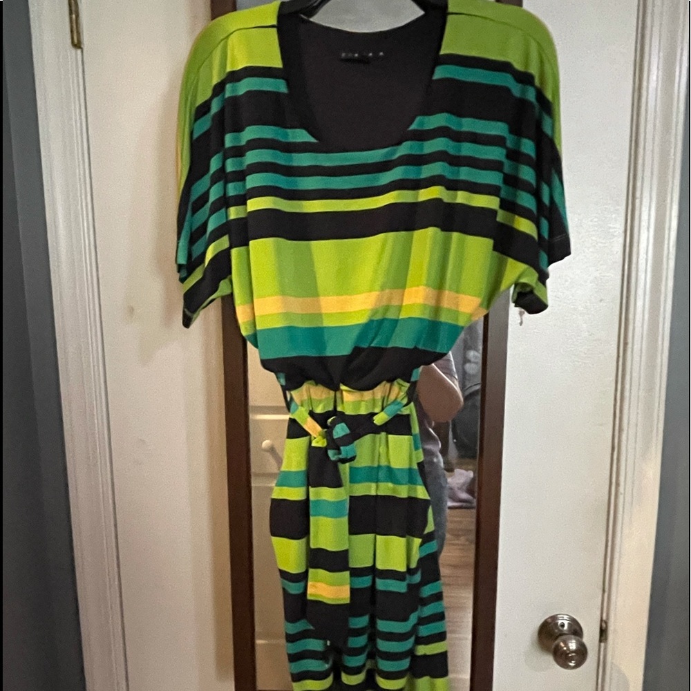 Green/navy dress